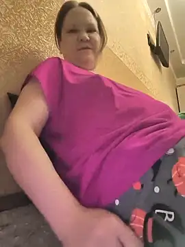 -Queen- online show from February 27, 2026, 3:23 pm