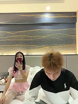 Snapshot of BY-668 chatting on December 17, 2025, 9:15 am BY-668 online show from December 17, 2025, 9:15 am