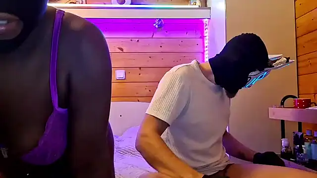 HairyEbonyCoupleliveporn online show from January 10, 2026, 10:25 pm