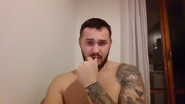 Snapshot of Andrea99only chatting on December 18, 2025, 9:21 pm Andrea99only online show from December 18, 2025, 9:21 pm