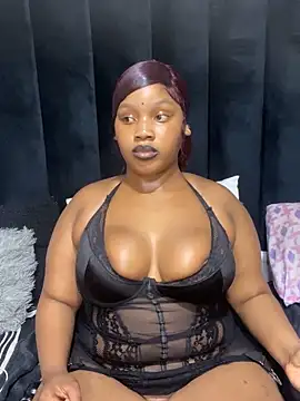 THICKBARBIE32 online show from June 11, 2026, 12:08 am