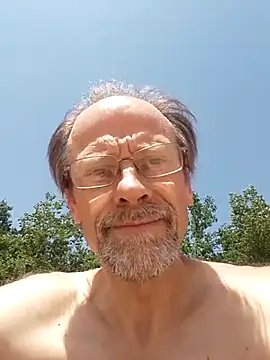 Snapshot of Quebec46 chatting on June 21, 2026, 11:46 am Quebec46 online show from June 21, 2026, 11:46 am