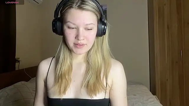 SkyeDavis online show from February 5, 2026, 8:57 pm