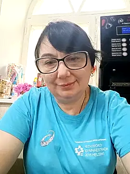 MariSwan222 online show from May 31, 2026, 6:31 am