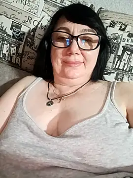 MariSwan222 online show from July 28, 2026, 7:39 pm