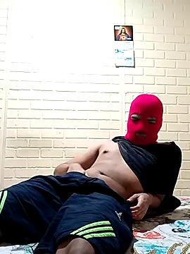 Snapshot of _NAUJ chatting on February 4, 2026, 1:39 pm NAUJ online show from February 4, 2026, 1:39 pm