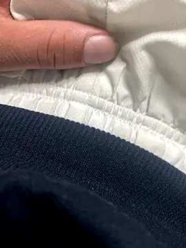 Snapshot of huffies_cam chatting on December 16, 2025, 11:48 am huffies cam online show from December 16, 2025, 11:48 am