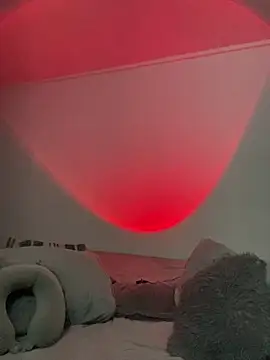 Snapshot of Dracco_Velour_ chatting on February 28, 2026, 4:46 am Dracco Velour online show from February 28, 2026, 4:46 am