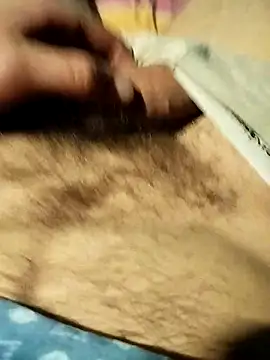 Snapshot of Moremas1 chatting on April 14, 2026, 5:46 am Moremas1 online show from April 14, 2026, 5:46 am