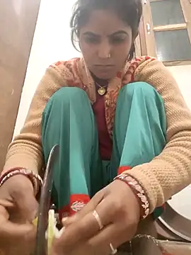 Snapshot of Lucky_hote chatting on December 17, 2025, 1:00 am Lucky hote online show from December 17, 2025, 1:00 am