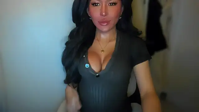 Snapshot of mxshemale_ladyboy chatting on December 5, 2024, 10:01 pm mxshemale ladyboy online show from December 5, 2024, 10:01 pm