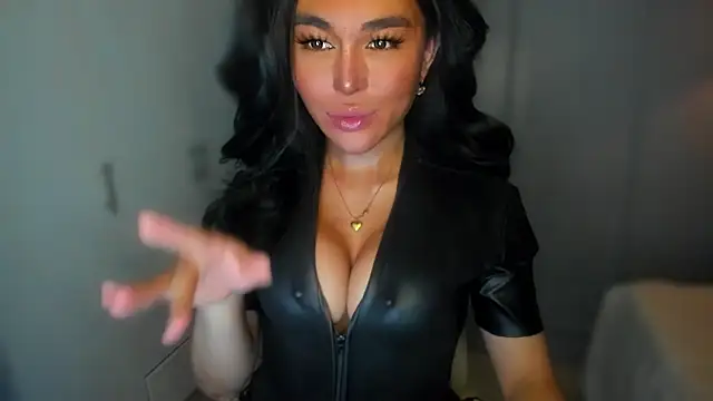 Snapshot of mxshemale_ladyboy chatting on December 14, 2024, 1:39 am mxshemale ladyboy online show from December 14, 2024, 1:39 am