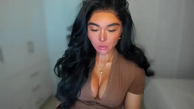 Snapshot of mxshemale_ladyboy chatting on January 21, 2025, 12:15 am mxshemale ladyboy online show from January 21, 2025, 12:15 am