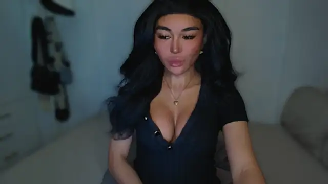 Snapshot of mxshemale_ladyboy chatting on March 2, 2025, 2:08 am mxshemale ladyboy online show from March 2, 2025, 2:08 am