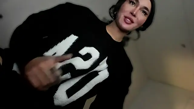 Snapshot of mxshemale_ladyboy chatting on October 3, 2025, 8:39 pm mxshemale ladyboy online show from October 3, 2025, 8:39 pm