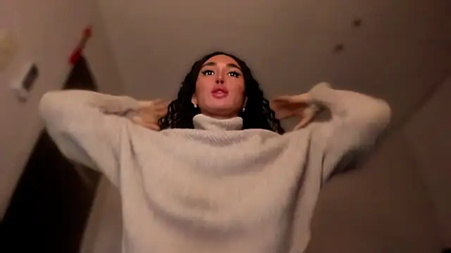 Snapshot of mxshemale_ladyboy chatting on October 13, 2025, 2:00 am mxshemale ladyboy online show from October 13, 2025, 2:00 am