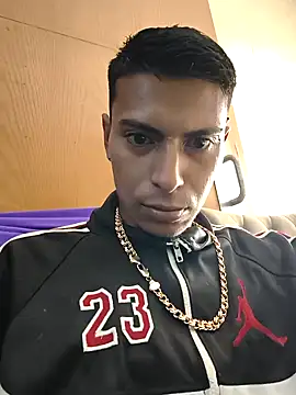 Snapshot of Leopalas chatting on January 11, 2026, 8:25 pm Leopalas online show from January 11, 2026, 8:25 pm