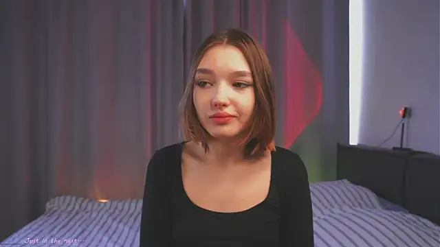 Leyla crsh online show from April 2, 2026, 5:05 am