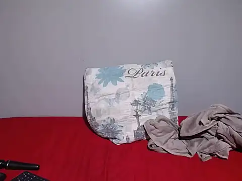 TemptingCloeXx online show from December 22, 2025, 9:28 am