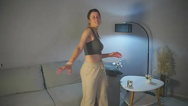 MarloAltig online show from December 19, 2025, 2:29 am