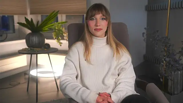 PegCubillo online show from December 18, 2025, 11:49 am