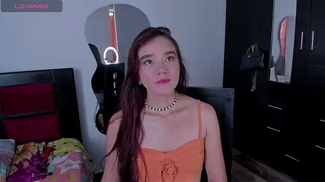 CRISTAL T2 online show from February 24, 2026, 7:01 pm