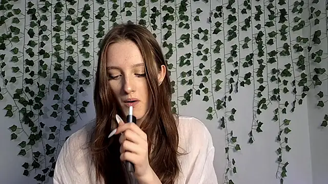 Snapshot of LisaBoddy chatting on February 6, 2026, 1:03 pm LisaBoddy online show from February 6, 2026, 1:03 pm