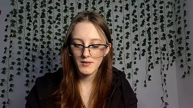 Snapshot of LisaBoddy chatting on February 8, 2026, 1:58 pm LisaBoddy online show from February 8, 2026, 1:58 pm