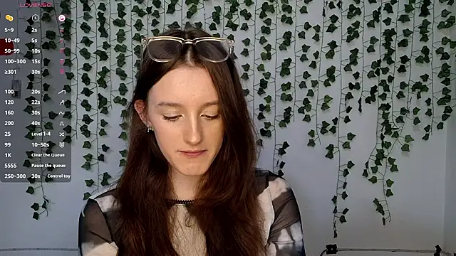 Snapshot of LisaBoddy chatting on February 19, 2026, 1:40 pm LisaBoddy online show from February 19, 2026, 1:40 pm