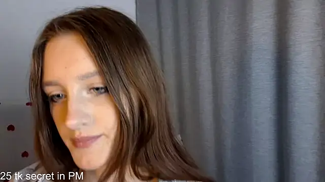Snapshot of LisaBoddy chatting on May 10, 2026, 2:11 pm LisaBoddy online show from May 10, 2026, 2:11 pm