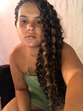 Snapshot of Geelalmeida chatting on December 18, 2025, 12:55 pm Geelalmeida online show from December 18, 2025, 12:55 pm