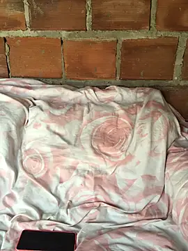 Geelalmeida online show from March 27, 2026, 1:00 pm