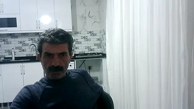 Snapshot of kobra21turki chatting on April 17, 2026, 6:22 pm kobra21turki online show from April 17, 2026, 6:22 pm