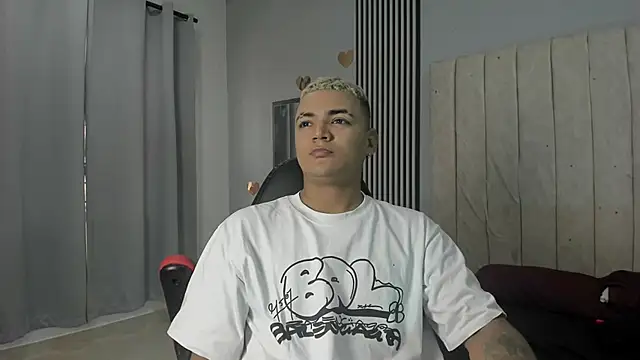 Snapshot of dante_jonss chatting on December 16, 2025, 8:36 pm dante jonss online show from December 16, 2025, 8:36 pm