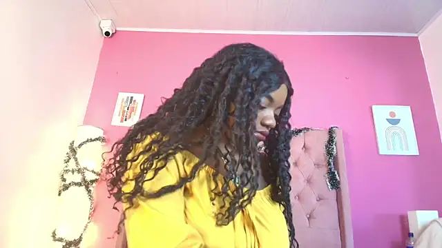 Ebonyfoxy  online show from December 18, 2025, 12:11 pm