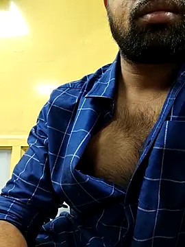 bnglrboy0886 online show from June 4, 2026, 12:22 pm