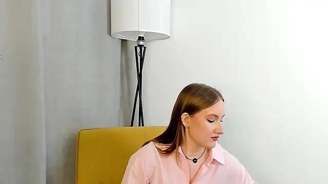 SierraZuver online show from December 19, 2025, 6:09 am