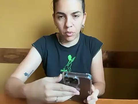 femdomriley online show from December 17, 2025, 12:55 pm