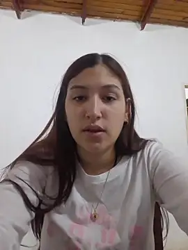 Snapshot of Aranzatits chatting on February 11, 2026, 11:43 pm Aranzatits online show from February 11, 2026, 11:43 pm