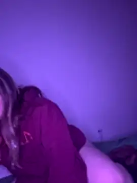 Xowallyxo online show from December 18, 2025, 8:53 am