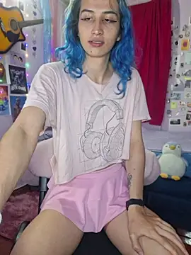 Elis-Darling online show from July 28, 2026, 11:04 pm