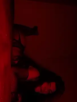 Hellebora online show from December 18, 2025, 12:27 am