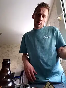 Snapshot of AnDyWaesche90 chatting on April 16, 2026, 5:25 pm AnDyWaesche90 online show from April 16, 2026, 5:25 pm