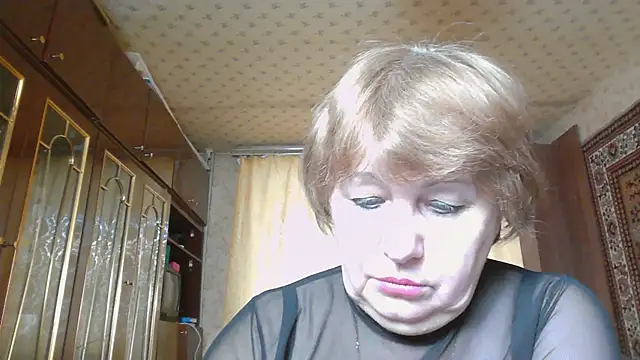 Snapshot of Casey_peach chatting on February 17, 2026, 5:15 am Casey peach online show from February 17, 2026, 5:15 am