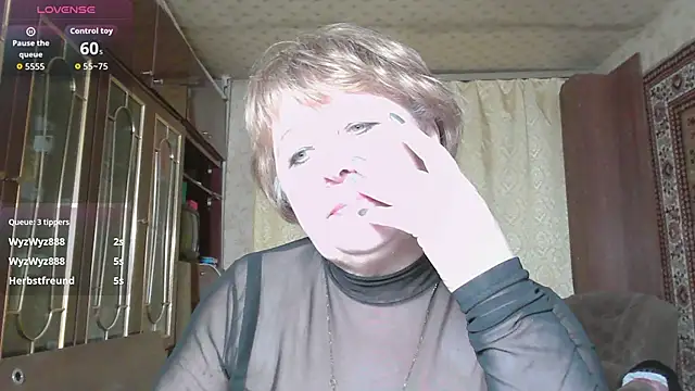 Snapshot of Casey_peach chatting on February 18, 2026, 5:31 pm Casey peach online show from February 18, 2026, 5:31 pm