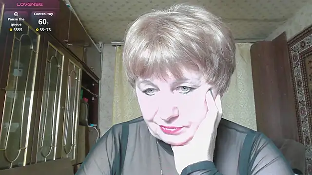 Snapshot of Casey_peach chatting on February 21, 2026, 2:40 pm Casey peach online show from February 21, 2026, 2:40 pm