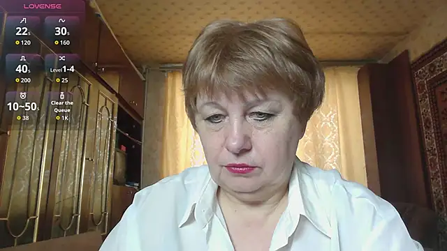 Snapshot of Casey_peach chatting on February 24, 2026, 6:33 am Casey peach online show from February 24, 2026, 6:33 am