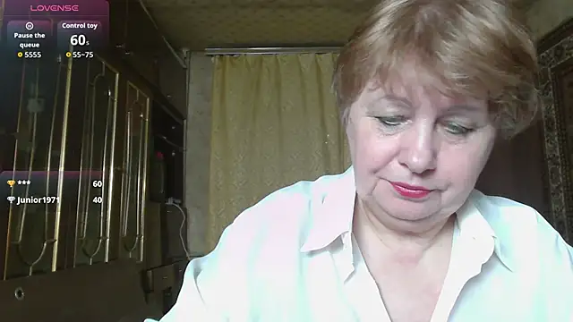 Snapshot of Casey_peach chatting on February 28, 2026, 3:57 pm Casey peach online show from February 28, 2026, 3:57 pm