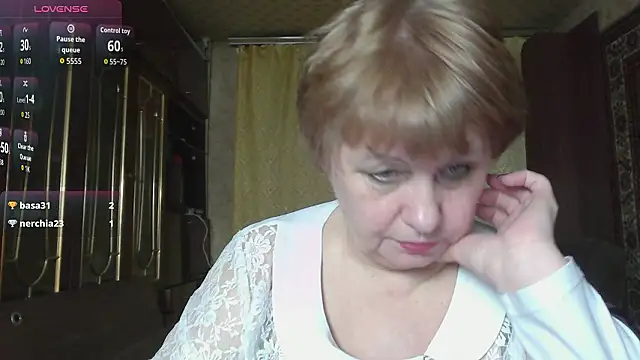Snapshot of Casey_peach chatting on March 4, 2026, 5:19 pm Casey peach online show from March 4, 2026, 5:19 pm