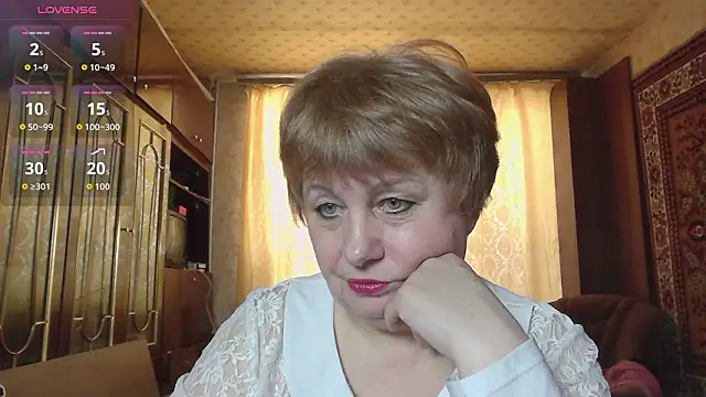 Snapshot of Casey_peach chatting on March 7, 2026, 10:23 am Casey peach online show from March 7, 2026, 10:23 am